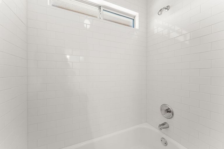 22-web-or-mls-7320-brecourt-manor-way-23.jpg
