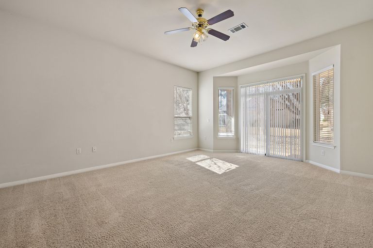 23-web-or-mls-120-durango-trail-kcp-022625---47.jpg