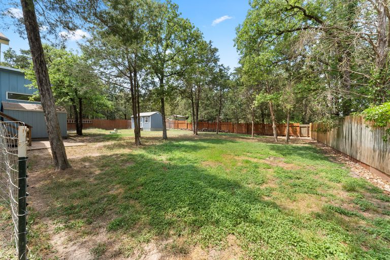 23-web-or-mls-120-meadowood-dr-13-1745433885.jpg