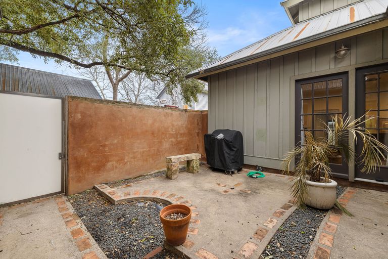 23-web-or-mls-1813-waterston-ave-kcp-022125---109.jpg