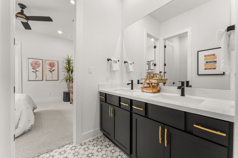 23-web-or-mls-278-milam-crk-dr-(23-of-35).jpg