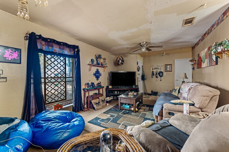 23-web-or-mls-308-highland-estates-dr-2.jpg