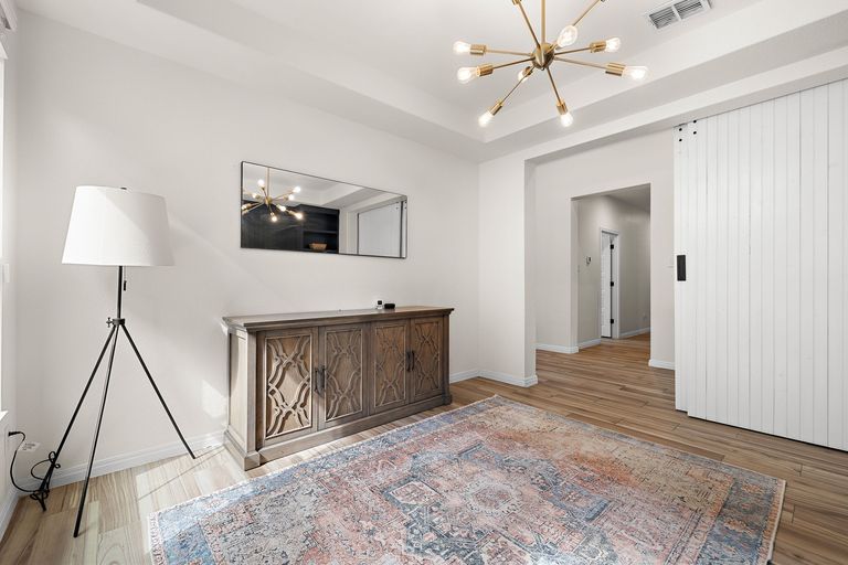 23-web-or-mls-5116-anaheim-ave-kcp-050725---112.jpg