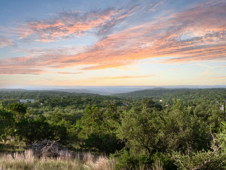 23-web-or-mls-5601-w-fitzhugh-rd-(21-of-24).jpg