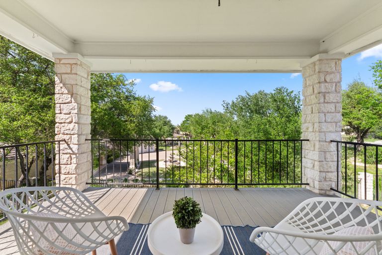 23-web-or-mls-6-dovedale-cove-23.jpg