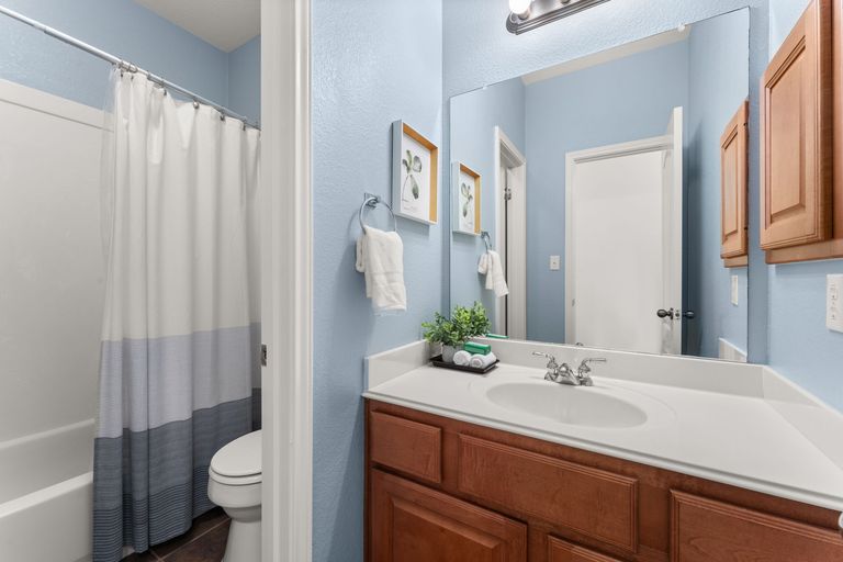 23-web-or-mls-6808-magenta-ln-(25-of-31).jpg