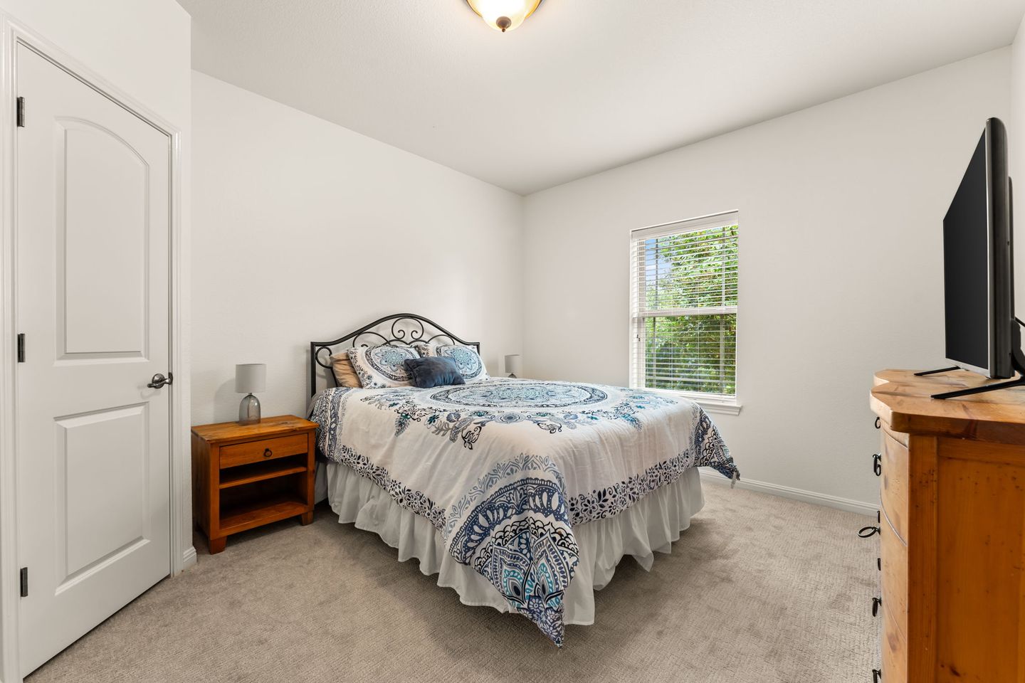 24-web-or-mls-12225-pratolina-dr-(18-of-40).jpg