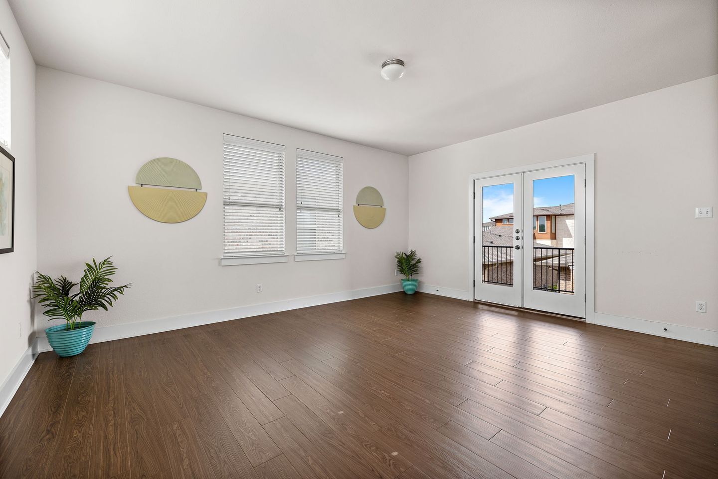 24-web-or-mls-1305-sarah-christine-ln-kcp-062124---63.jpg