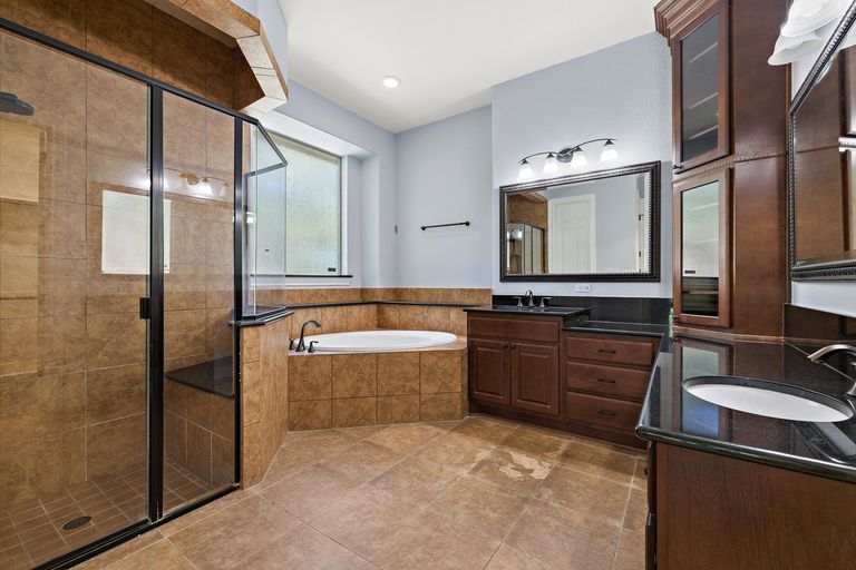 24-web-or-mls-1344-flint-rock-loop-kcp-042125---109.jpg