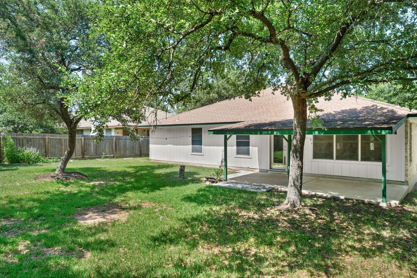 24-web-or-mls-1501-santana-st-(22-of-27).jpg