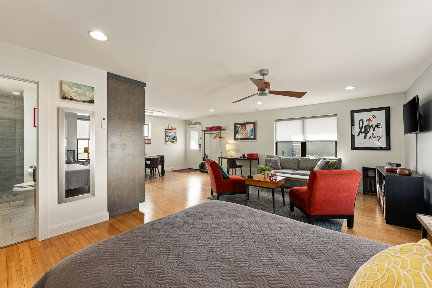 24-web-or-mls-1706-canterbury-st-(24-of-37).jpg