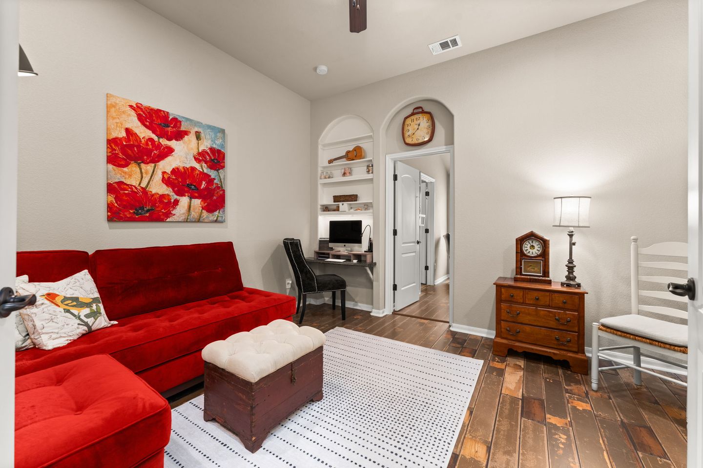 24-web-or-mls-215-choke-canyon-ln-9.jpg