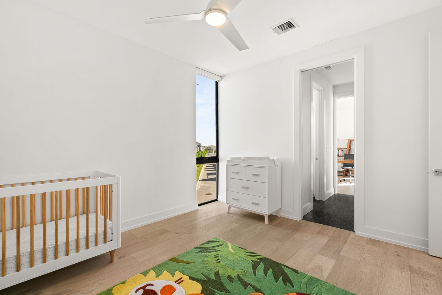 24-web-or-mls-2524-doc-reeves-st-(27-of-30).jpg