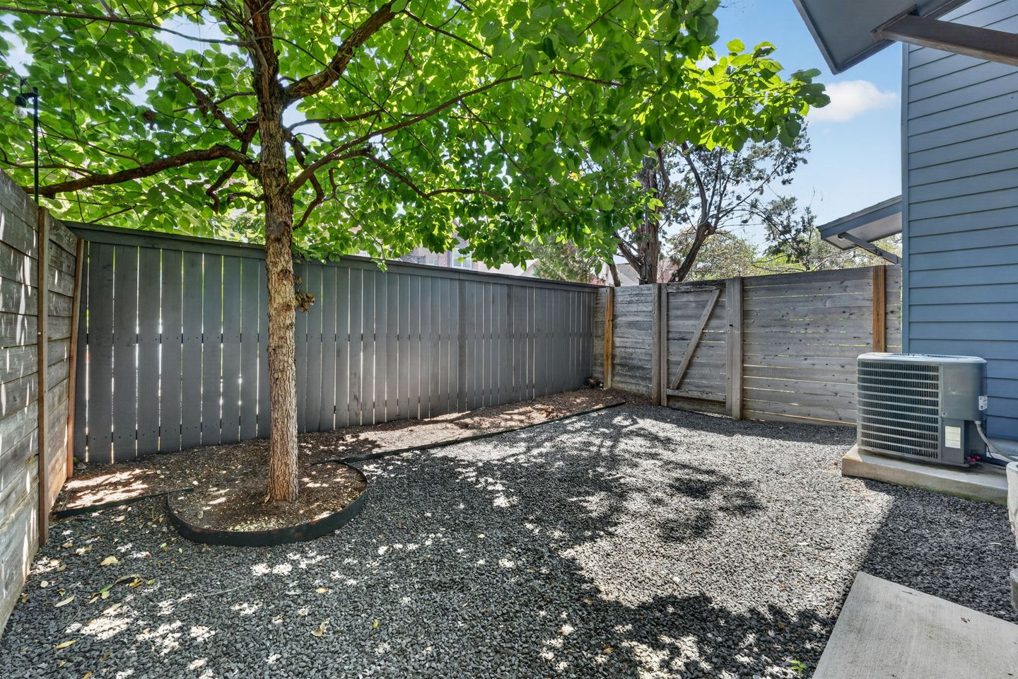 24-web-or-mls-3700-clawson-rd-603-(24-of-26).jpg