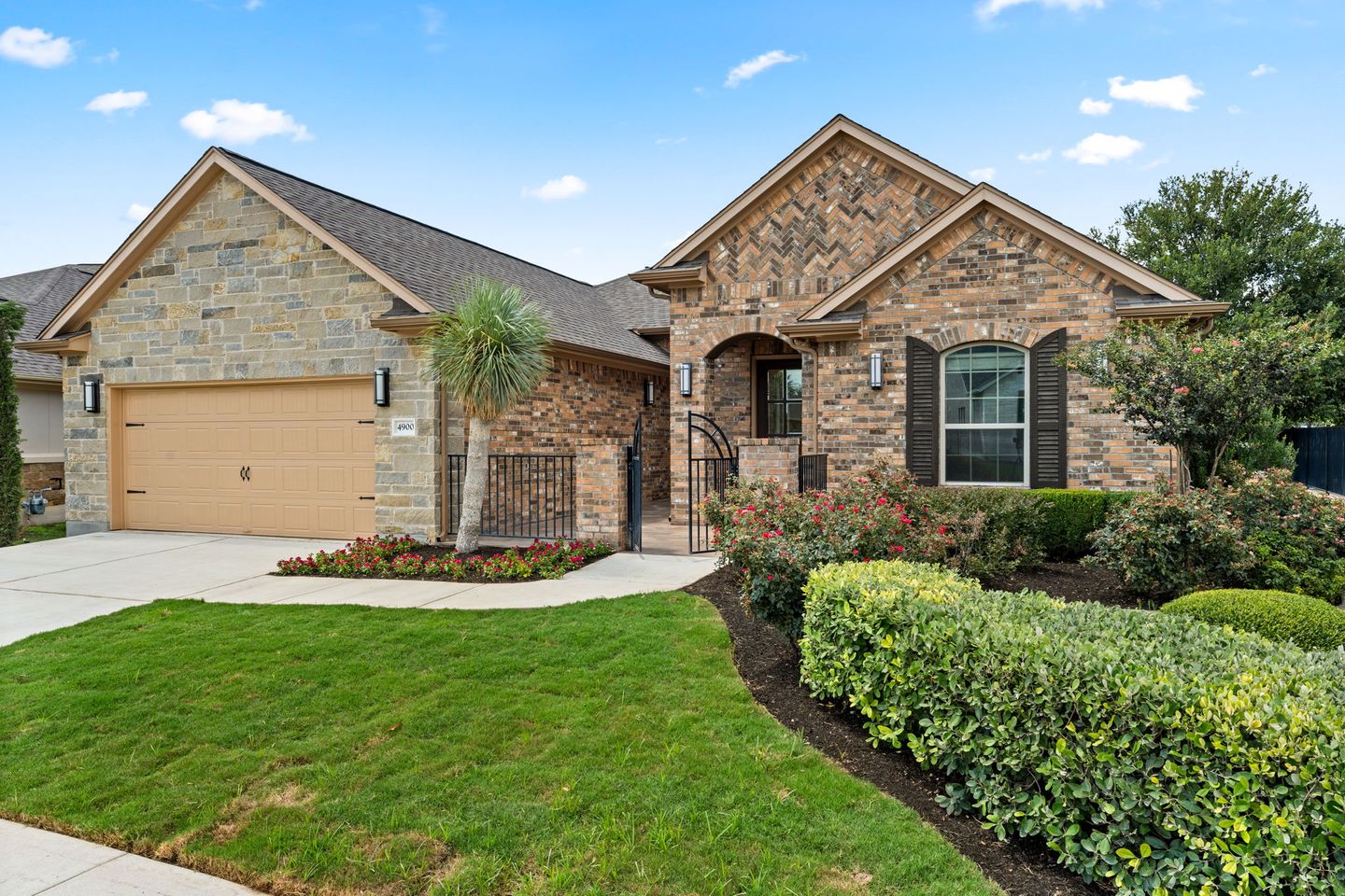 24-web-or-mls-4900-fiore-trail-3-1725474409.jpg