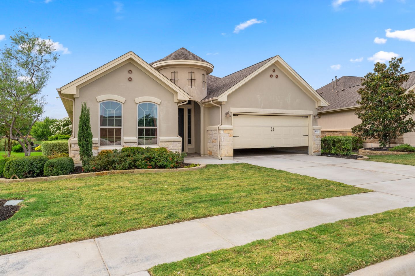 24-web-or-mls-4908-fiore-trl-(3-of-39).jpg