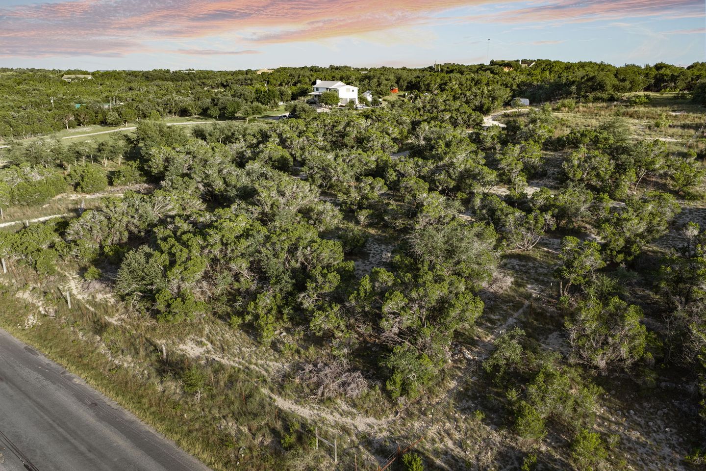 24-web-or-mls-5601-w-fitzhugh-rd-(14-of-24).jpg