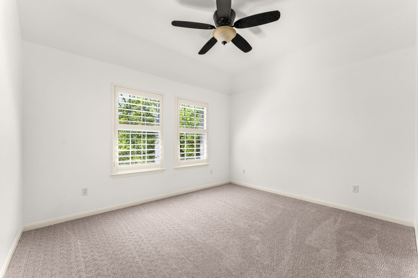 24-web-or-mls-7100-magenta-ln-(30-of-35).jpg