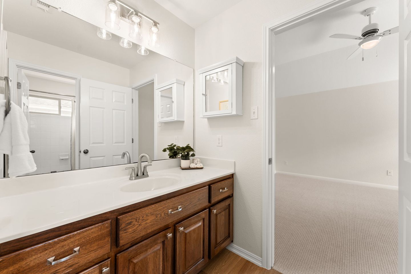 24-web-or-mls-7908-via-verde-dr-(28-of-41).jpg