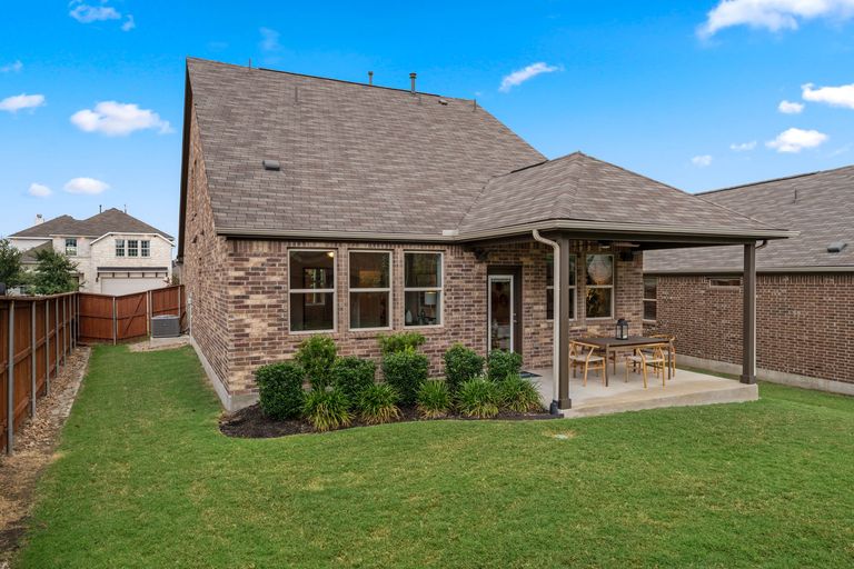 24-web-or-mls-845-cherrystone-loop-3.jpg