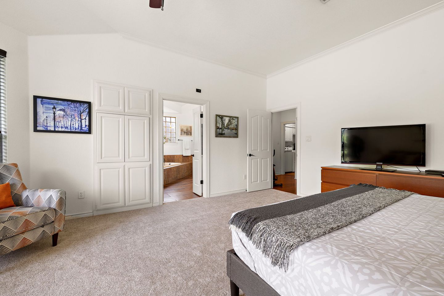 24-web-or-mls-9608-streamside-dr-kcp-061526---56.jpg