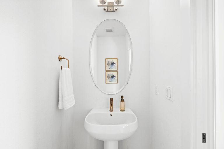 25-web-or-mls-1705-perez-st-b.jpg
