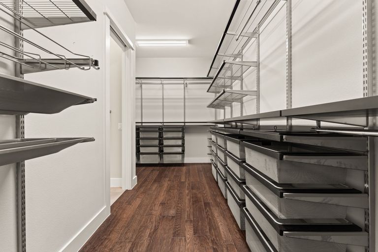 25-web-or-mls-1710-payne-ave-28.jpg