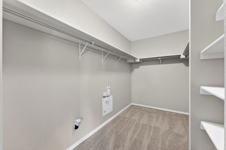25-web-or-mls-204-lauren-loop--(2-of-2).jpg