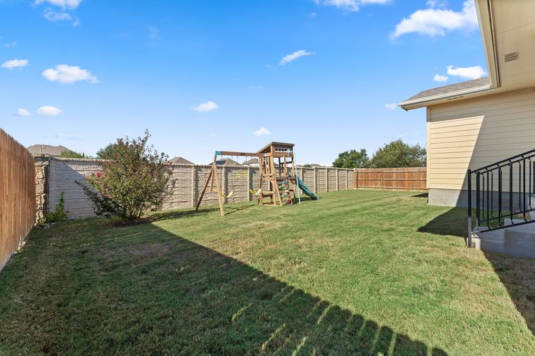 25-web-or-mls-3421-brown-dipper-17-1759430389.jpg