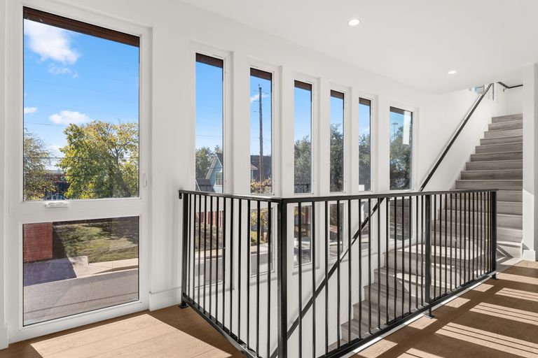 25-web-or-mls-3814-wadford-st-(16-of-36).jpg