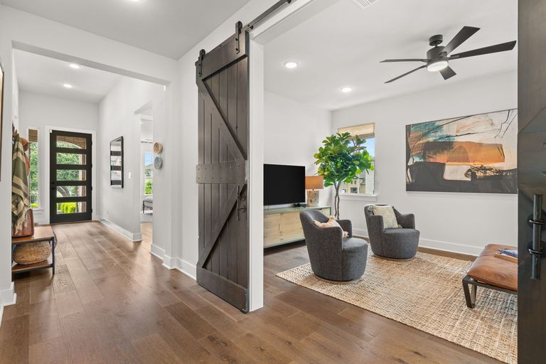 25-web-or-mls-383-cistern-wy-(22-of-35)-1725473149.jpg