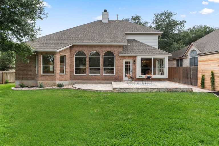 25-web-or-mls-5708-bexley-ct-24-2-min.jpg