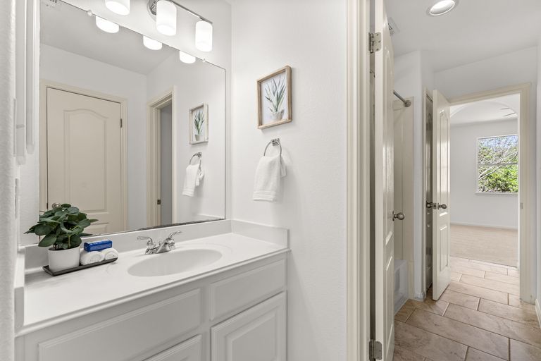 25-web-or-mls-7100-magenta-ln-(29-of-35).jpg