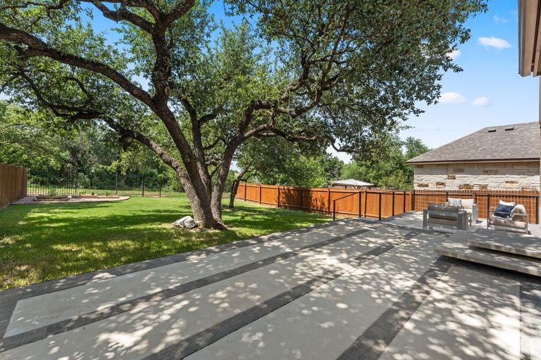 25-web-or-mls-7320-brecourt-manor-way-26.jpg