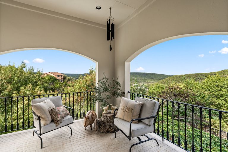 25-web-or-mls-7324-vista-mountain-dr-24.jpg