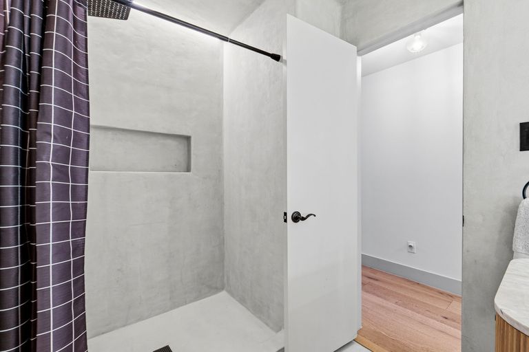 26-sqft-0977.jpg