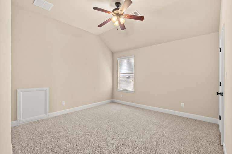 26-web-or-mls-17609-wildrye-dr-(26-of-46).jpg
