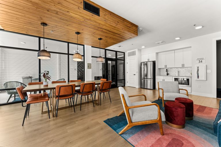 26-web-or-mls-26-web-or-mls-3101-govalle-ave-117-5.jpg