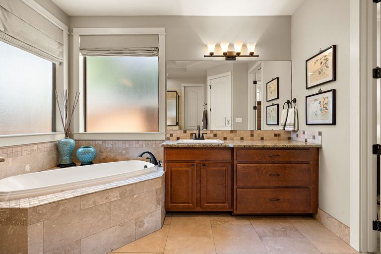 26-web-or-mls-5607-clay-ave-a-kcp-032326---80-1774466168.jpg