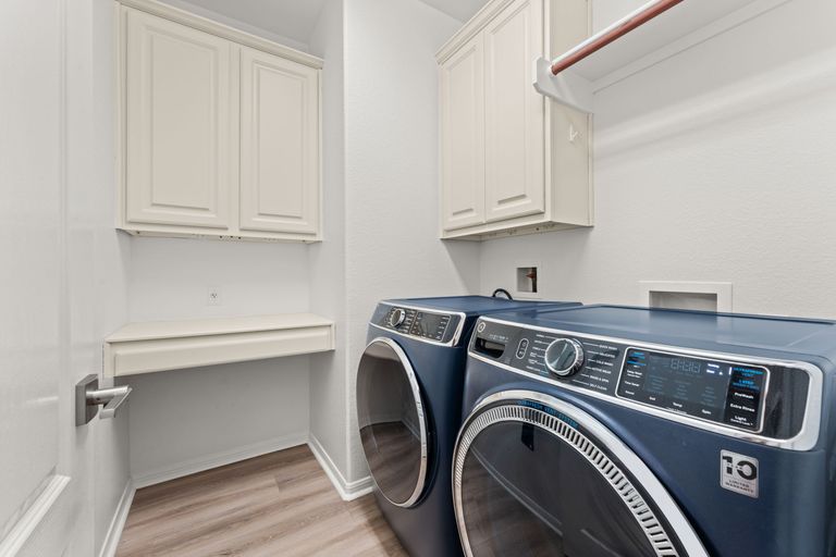 26-web-or-mls-6808-magenta-ln-(17-of-31).jpg