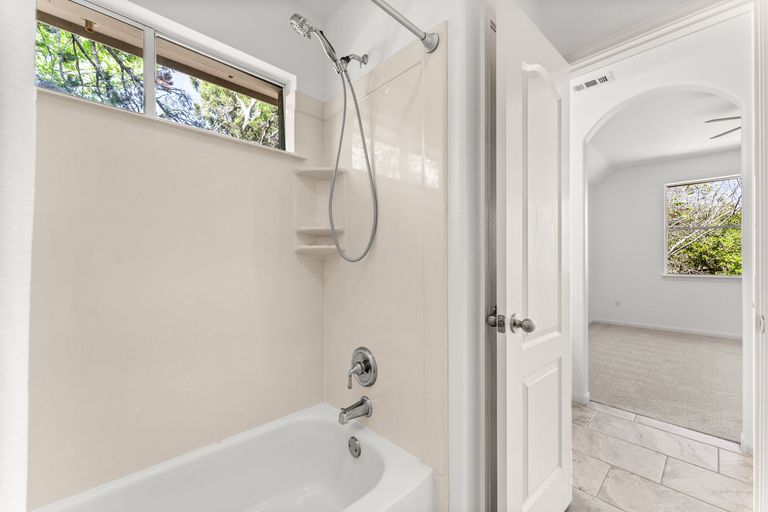 26-web-or-mls-7100-magenta-ln-(28-of-35).jpg
