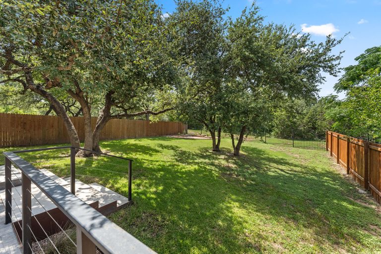 26-web-or-mls-7320-brecourt-manor-way-30.jpg