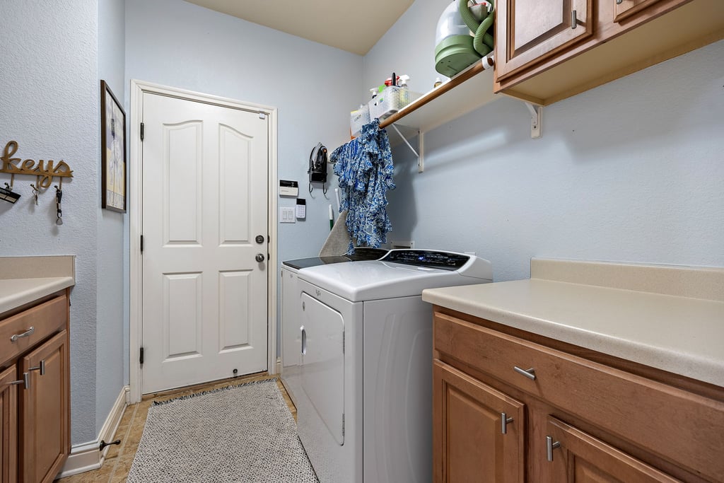 27-custom-12516-uvalde-creek-dr-kcp-091823---7.jpg