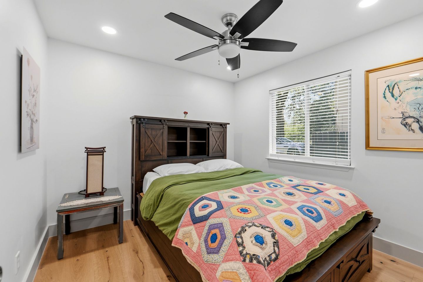 27-sqft-0982.jpg