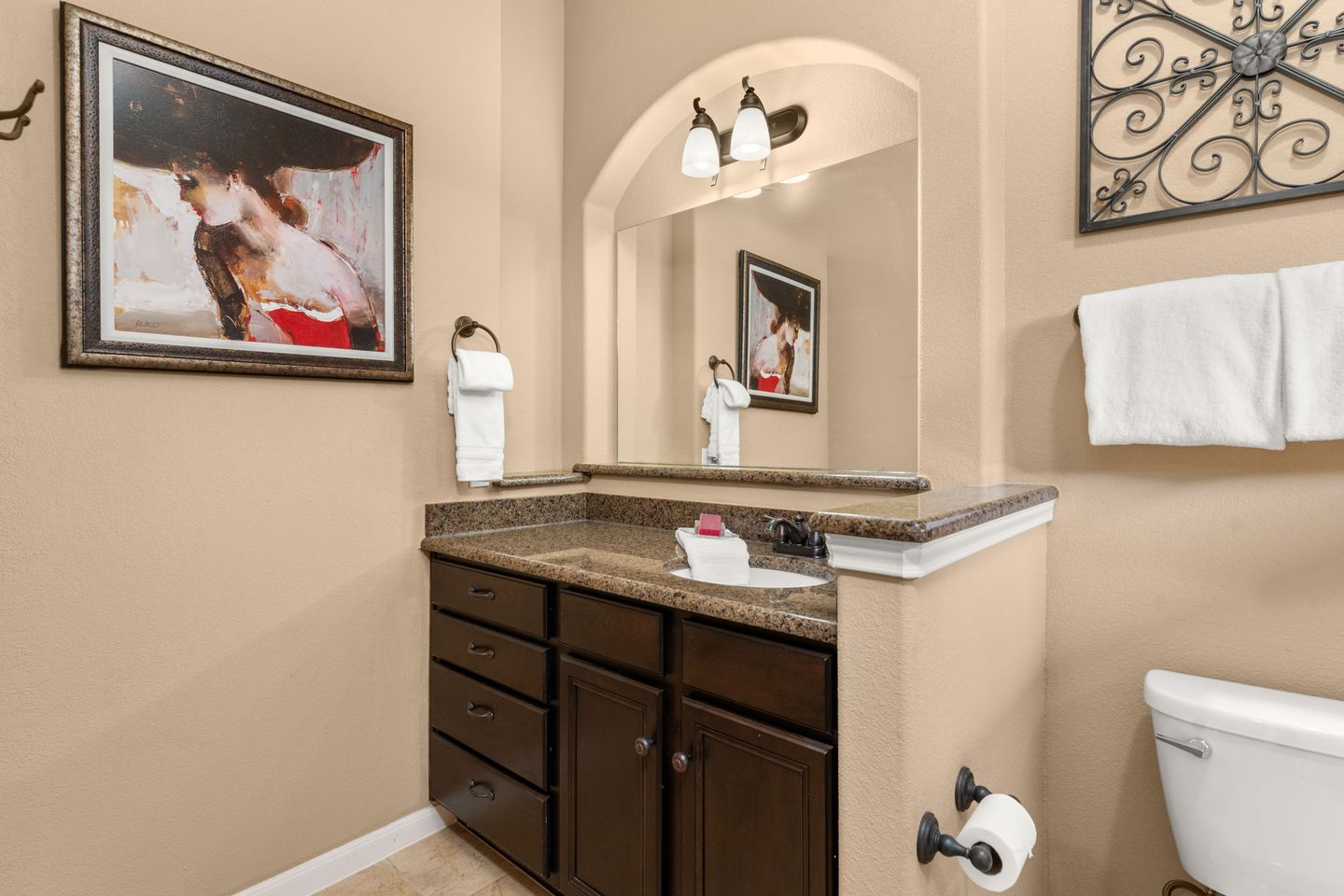 27-web-or-mls-215-choke-canyon-ln-12.jpg