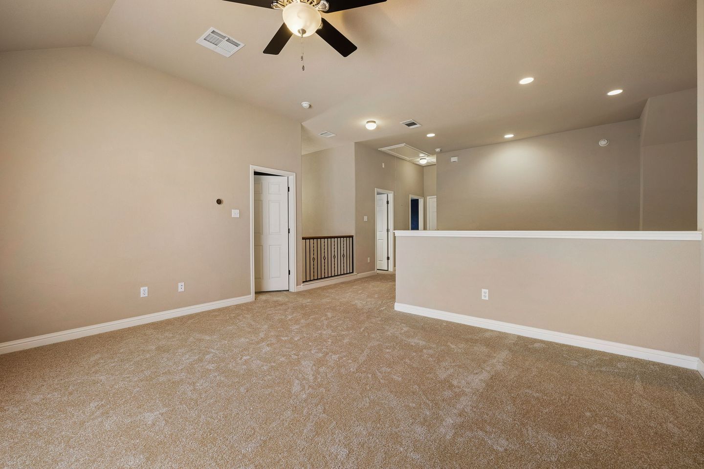 27-web-or-mls-801-zappa-dr-kcp-031226---37.jpg
