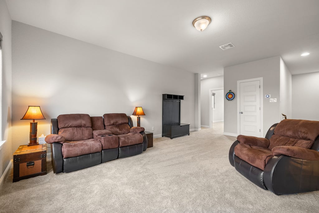 28-custom-20704-matts-cove-kcp-092324---61.jpg