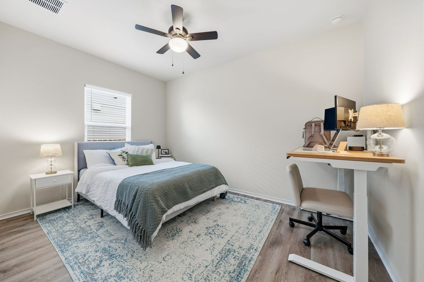 28-sqft-0041.jpg