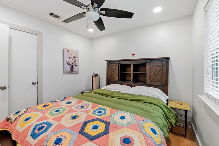 28-sqft-0987.jpg