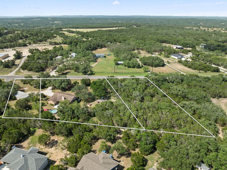 28-web-or-mls-11551-farm-to-market-32-3-2.jpg